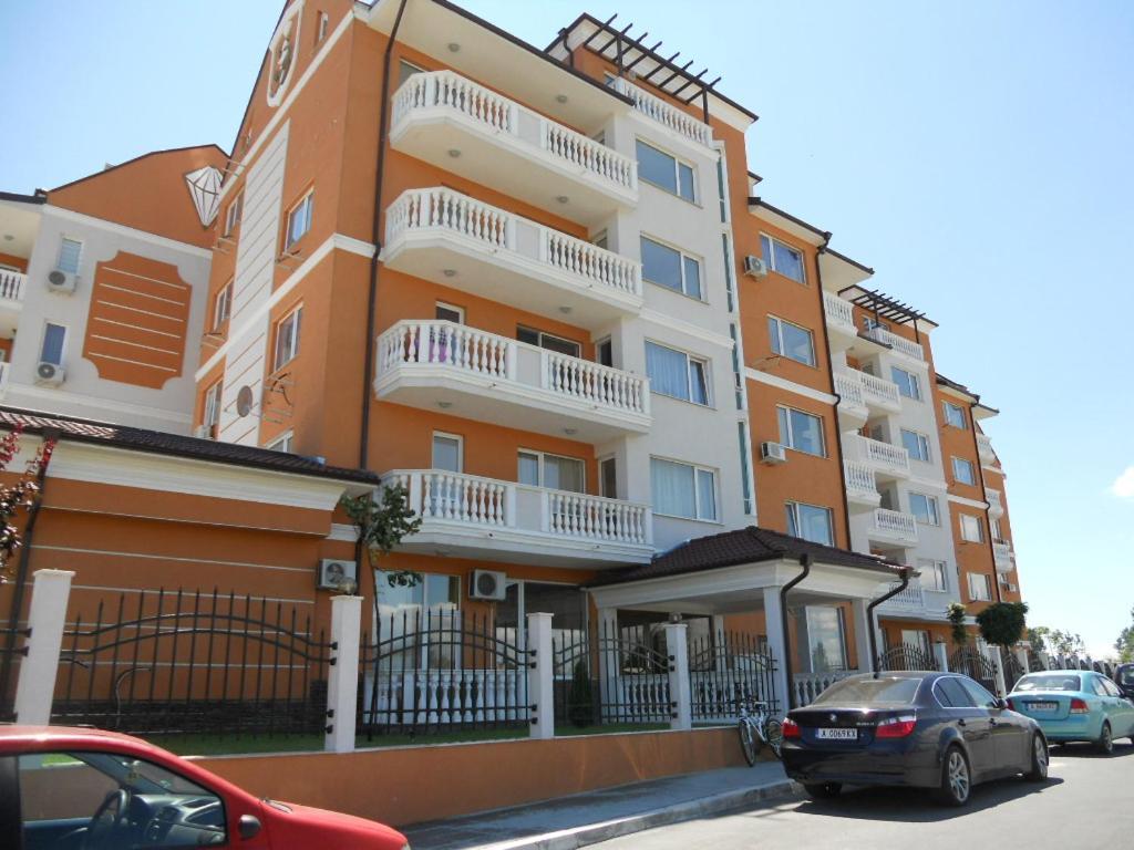 Апартаменты Sea Diamond D14 Солнечный берег Экстерьер фото